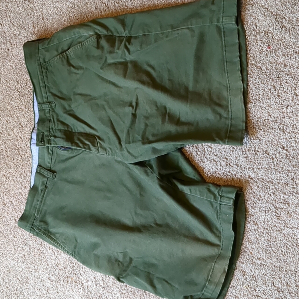 Tommy Hilfiger Green shorts 31 waist